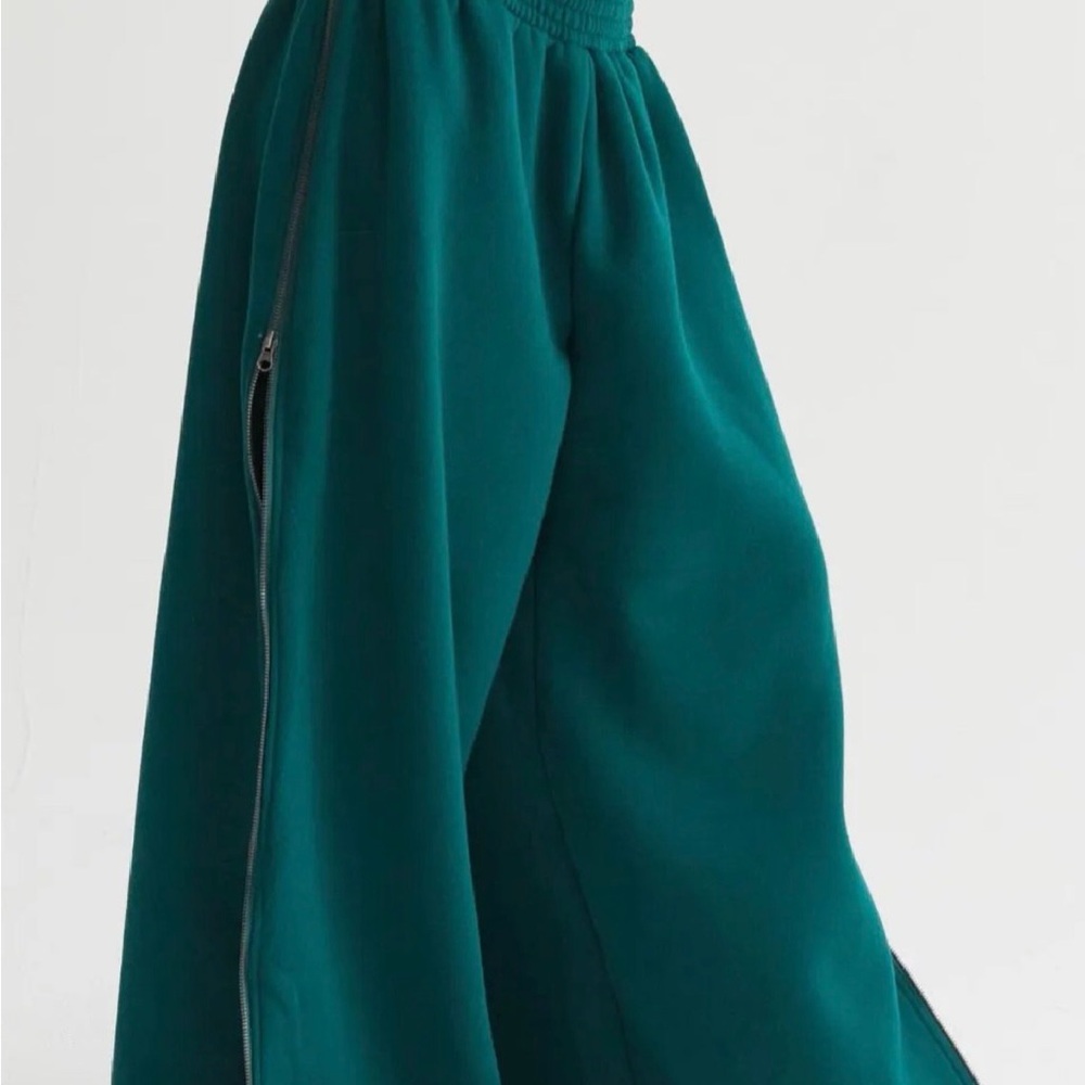Zipper sweatpants